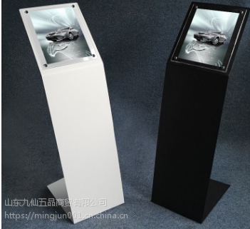 專業(yè)展示板定制 從室內(nèi)寫真到戶外招牌，一站式解決方案
